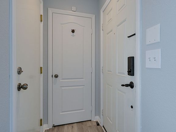 4th image of 3917 Sweet Pine St Unit 101