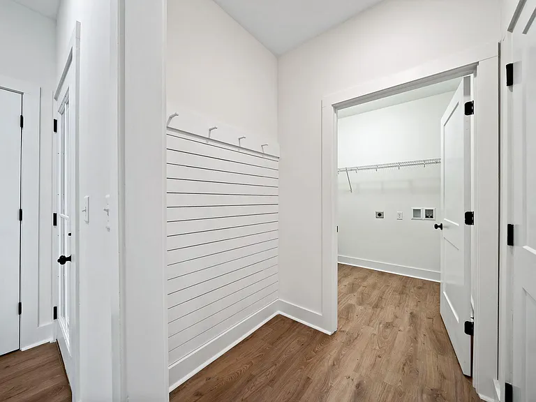 251 Baylor Ct — Photo 6