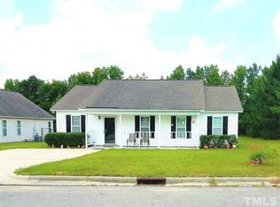 203 Deebeau Ln, Selma, NC 27576