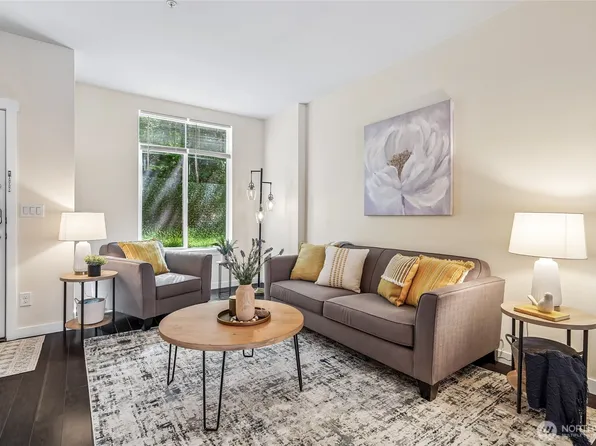 2107 NW Moraine Place, Issaquah, WA 98027