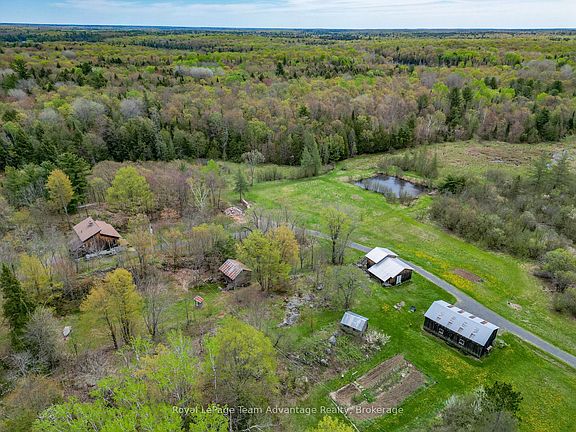 2nd image of 315 Lorimer Lake Rd