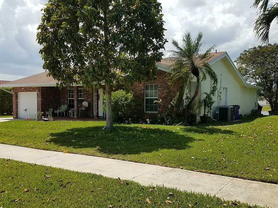 1st image of 1325 SW 25th Ave