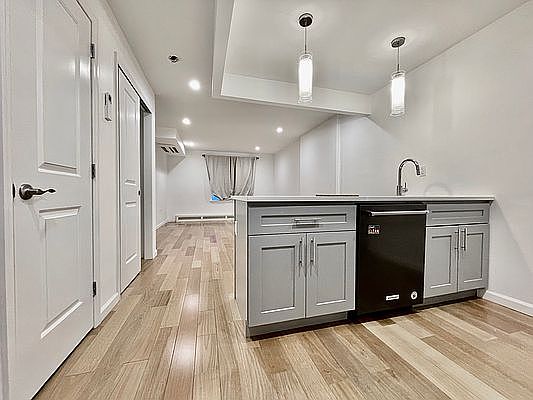 2nd image of 422 W 160th St APT 1