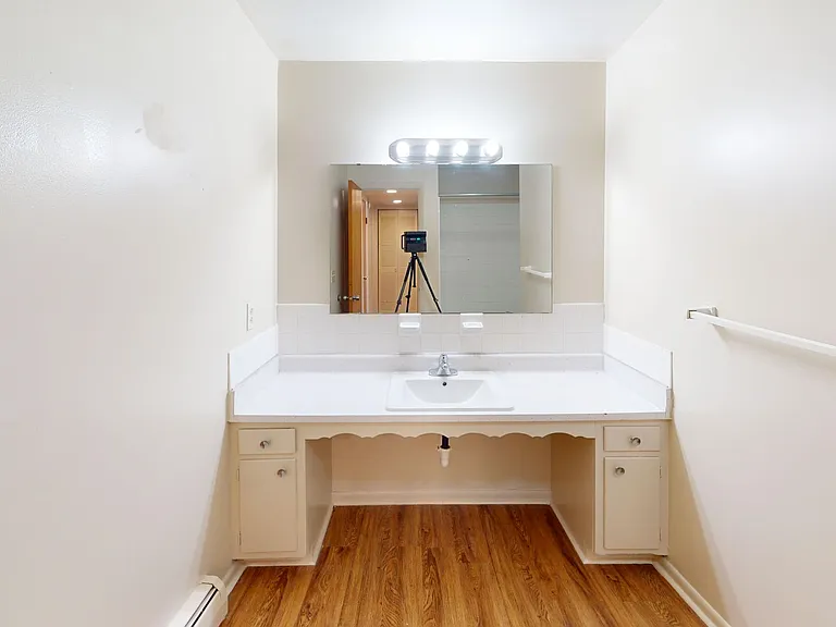 Parkside Apartments — Photo 16