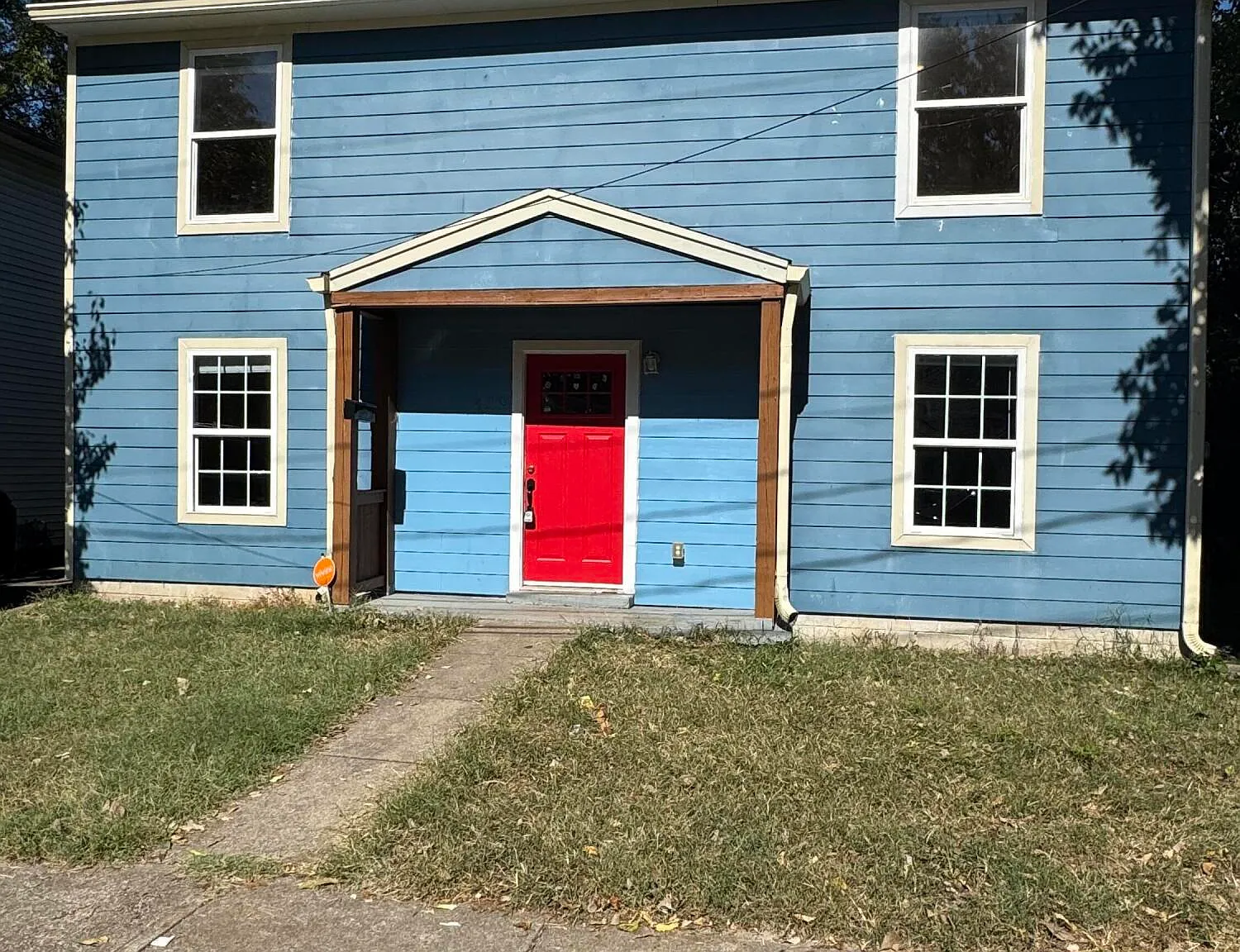 3 bed, 1.0 bath, 1152 sqft, $1,500 — Photo 1