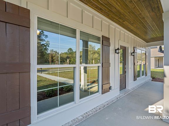 5th image of 10328 Gayfer Road Ext
