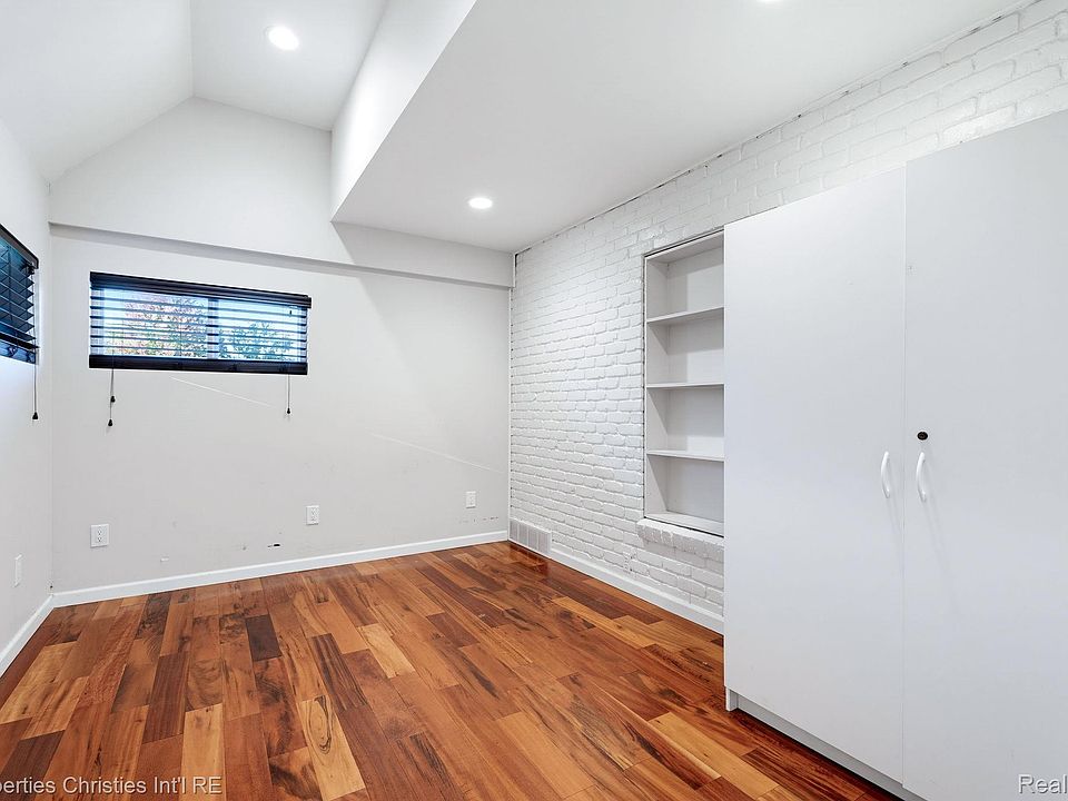 321 Fisher Ct, photo 23