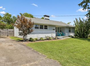 5018 Bonnahill Dr, Hermitage, TN 37076