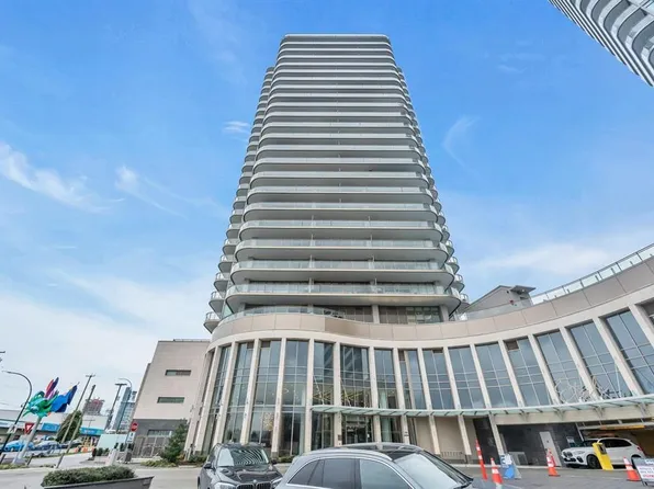 5311 Goring St #806, Burnaby, BC V5B 0B5