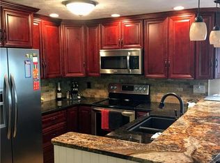 35 Westover Dr, Webster, NY 14580