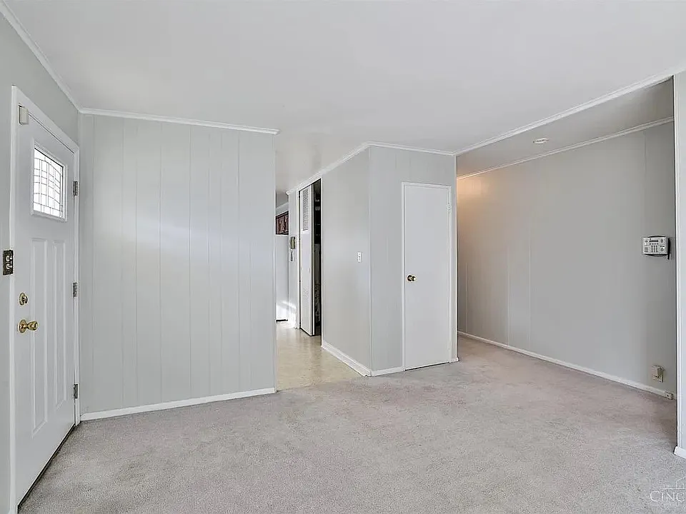 3 bed, 960 sqft, $1,700 — Photo 2