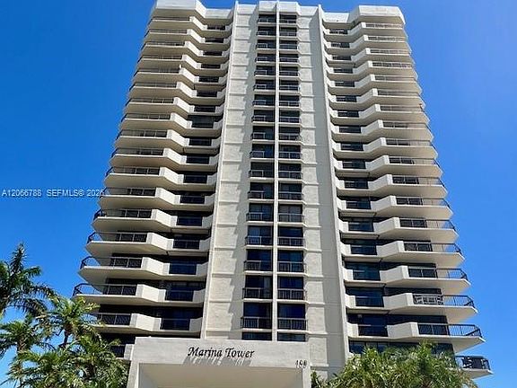 2nd image of 108 Lakeshore Dr APT 338