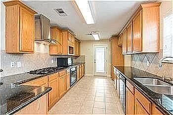 4th image of 2402 Gerol Dr