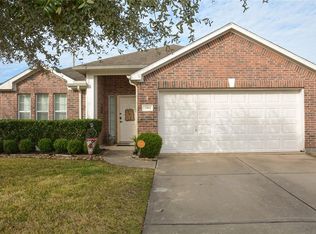 2968 Silver Landing Ln, Dickinson, TX 77539