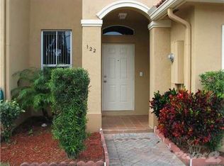 122 Riverwalk Cir, Fort Lauderdale, FL 33326