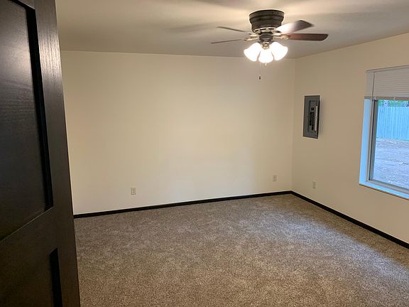 5th image of 840 Chippewa Crossing Blvd