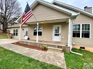152 Alicia Dr, Winder, GA 30680