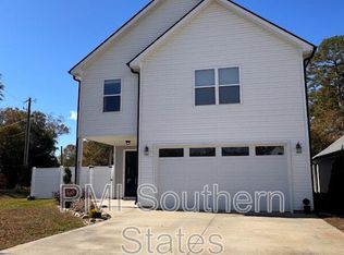 401 Albus Dr, Travelers Rest, SC 29690