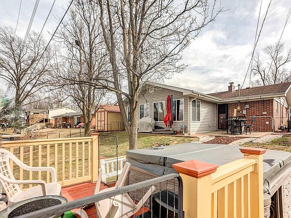 4th image of 29 Lakeshore Dr
