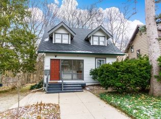226 Wildwood Ave, Ann Arbor, MI