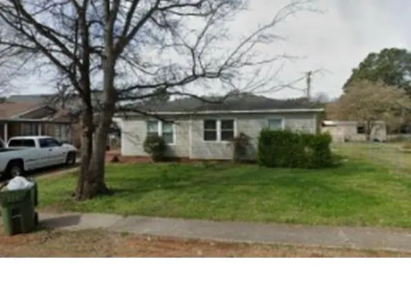 3102 Hillsboro Rd SW #1, Huntsville, AL 35805