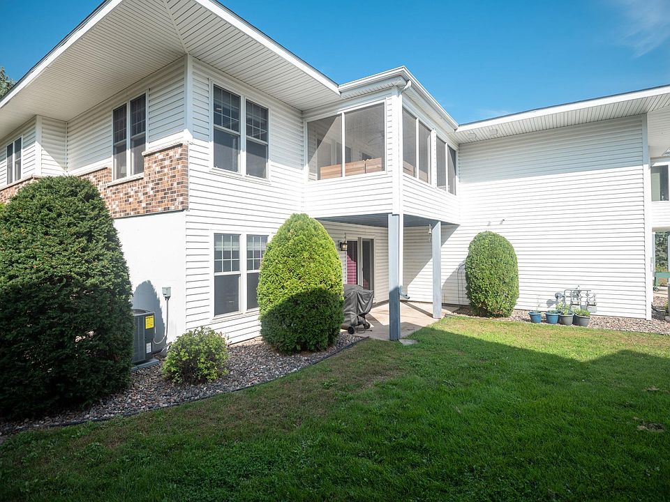 934 Tainter St A, Menomonie, WI 54751 MLS 6497912 Zillow