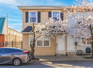 806 Maryland Ave APT 1B, Wilmington, DE 19805
