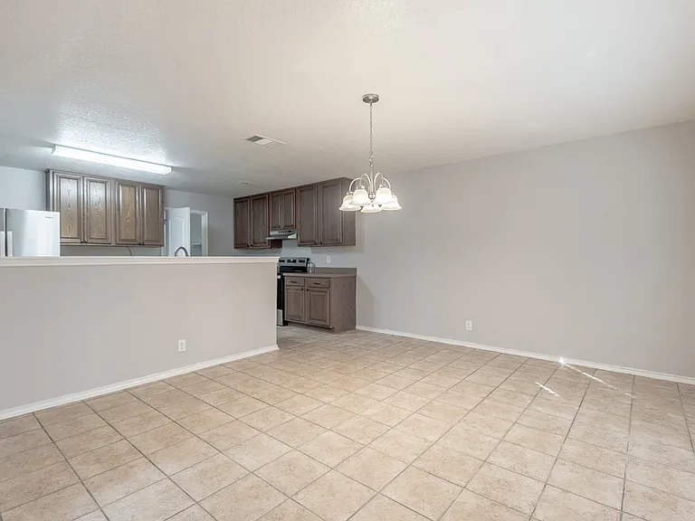 7734 Barhill Post — Photo 5