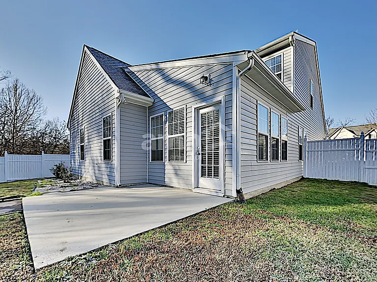 8008 Willowglen Dr — Photo 22