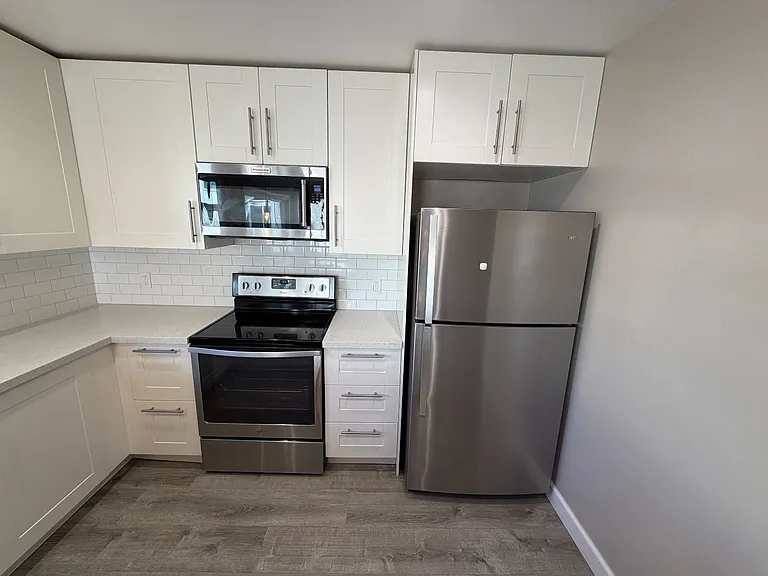 618 S Fair Oaks Ave — Photo 6