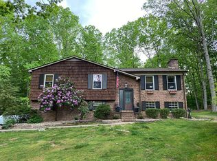 26 Dove Ln, Beckley, WV 25801