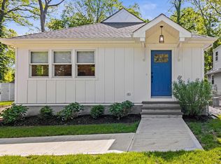 650 Washington Dr, Centerport, NY