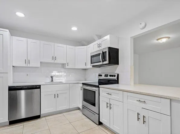 22725 SW 66th Avenue #204, Boca Raton, FL 33428
