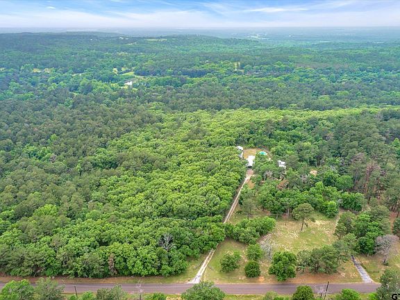 4th image of 629 County Road 404