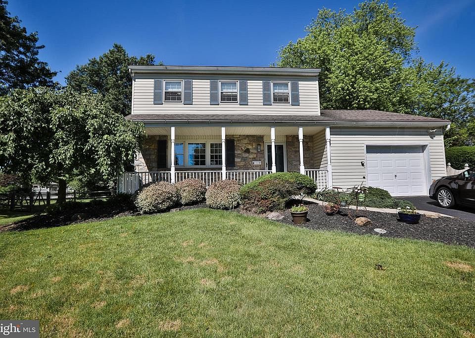 1st image of 6 Terry Ct