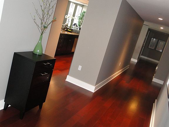 4th image of 314 N Broadway APT 1706