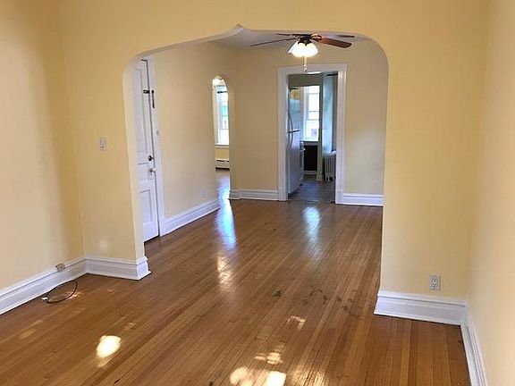 2nd image of 116 Circle Ave Fl 1ST