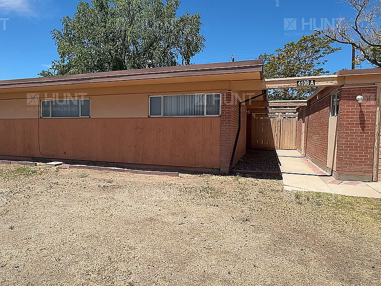 4108A Mercury Cir SE — Photo 3