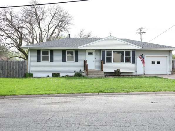 814 Scenic Cir, Oakland, IA 51560