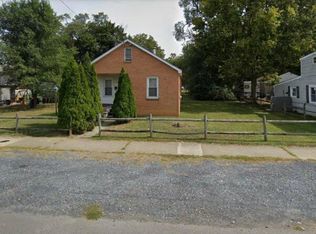 354 N Charlotte Ave, Waynesboro, VA 22980