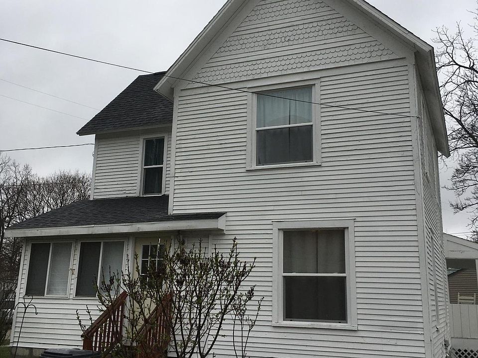 1st image of 112 W Battle Creek St