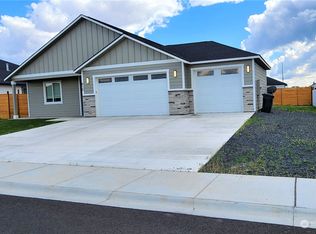 910 6th Ave NE, Ephrata, WA