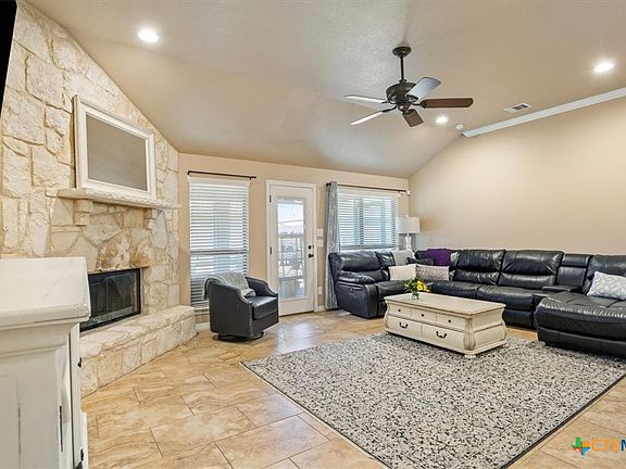 5th image of 2020 Briar Hollow Dr