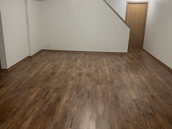 5th image of 396 Oak Harbor Ct #396