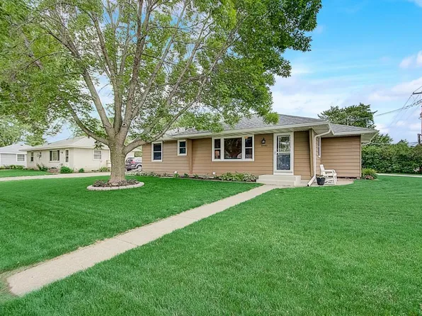 8485 Granada Ave S, Cottage Grove, MN 55016