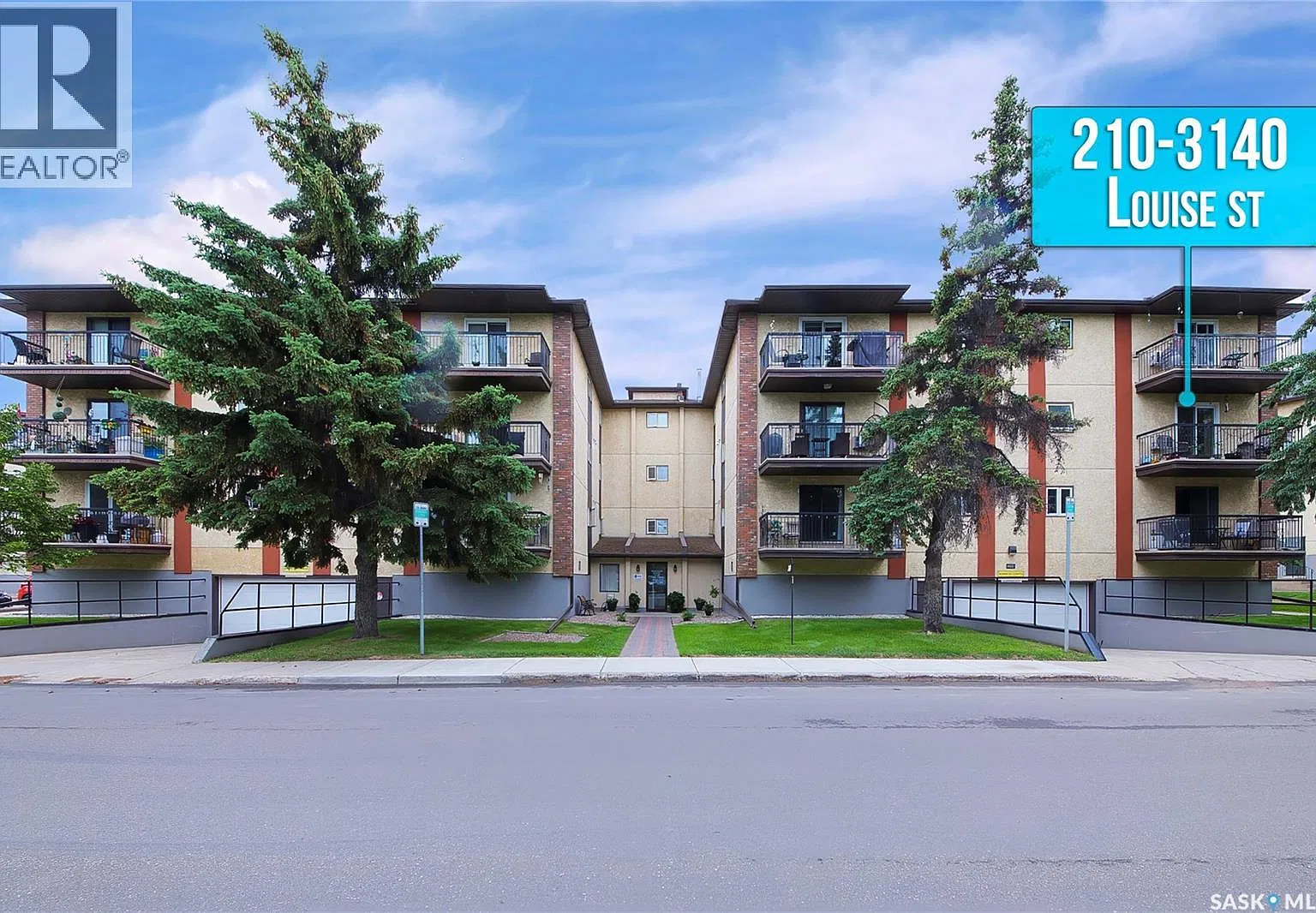 3140 Louise Street — Photo 2