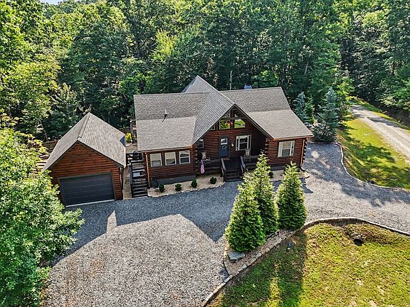 3rd image of 363 River Ridge Dr
