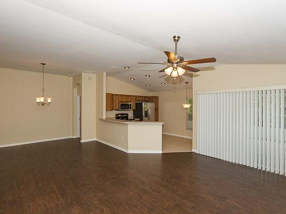 4th image of 4733 Hickory Stream Ln