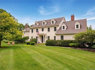 15 Sherwood Rd, Ridgefield, CT 06877