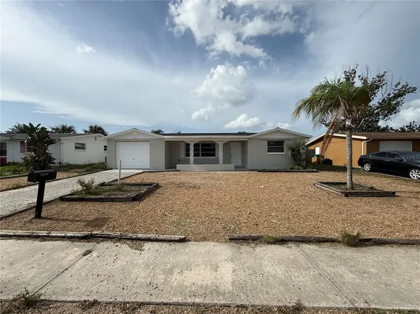 5241 Sparrow Dr, Holiday, FL 34690